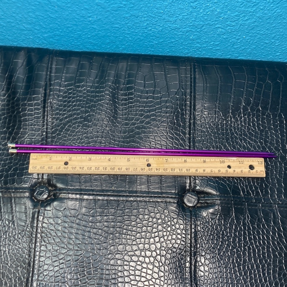 5 for‎ $10: Boye size 6 4.25mm Purple Knitting Needles